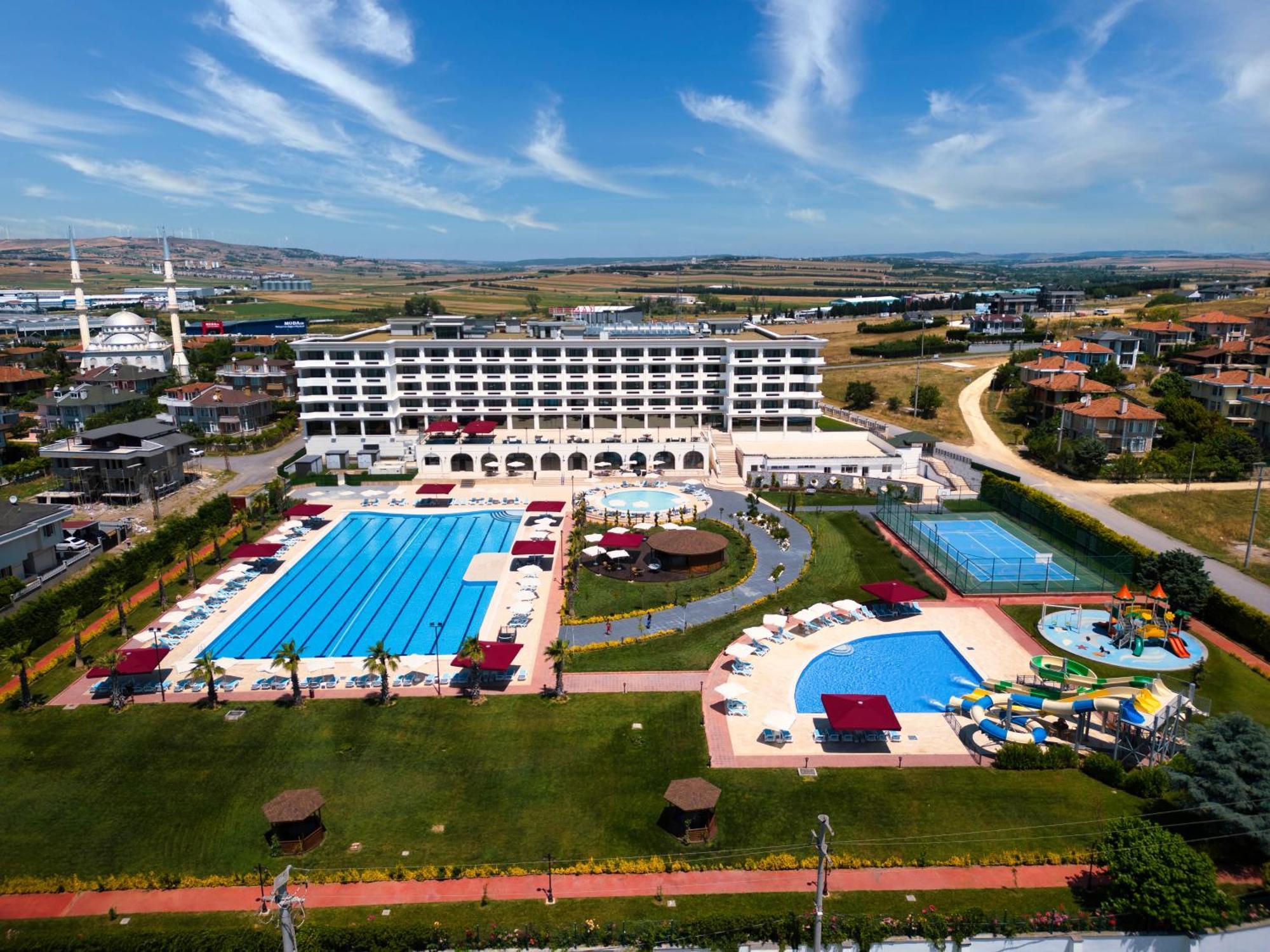 Hotel Ramada Plaza By Wyndham Silivri Extérieur photo