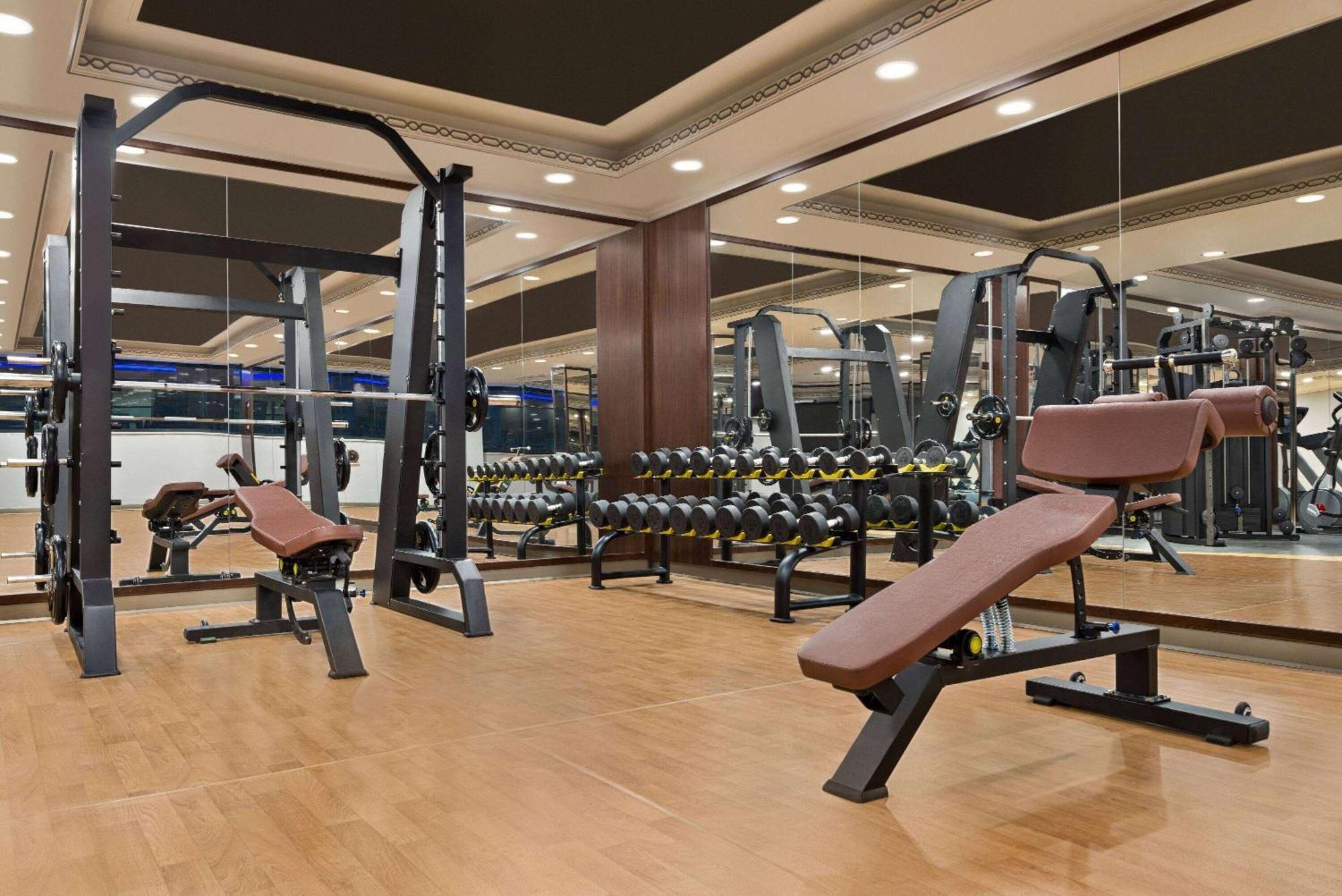 Hotel Ramada Plaza By Wyndham Silivri Extérieur photo