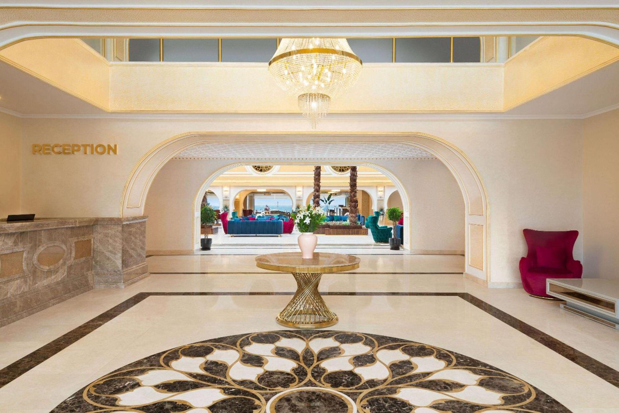 Hotel Ramada Plaza By Wyndham Silivri Extérieur photo