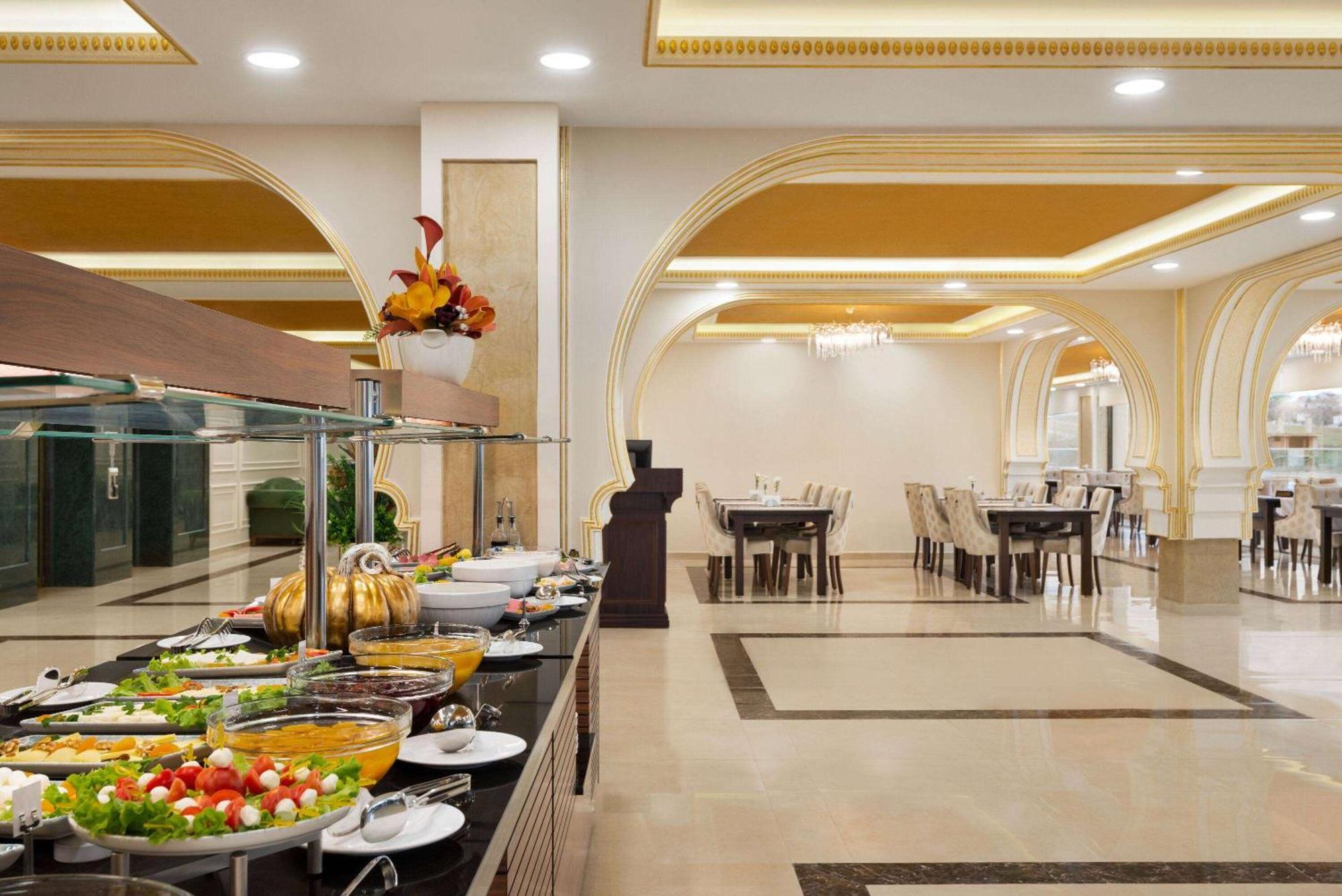 Hotel Ramada Plaza By Wyndham Silivri Extérieur photo