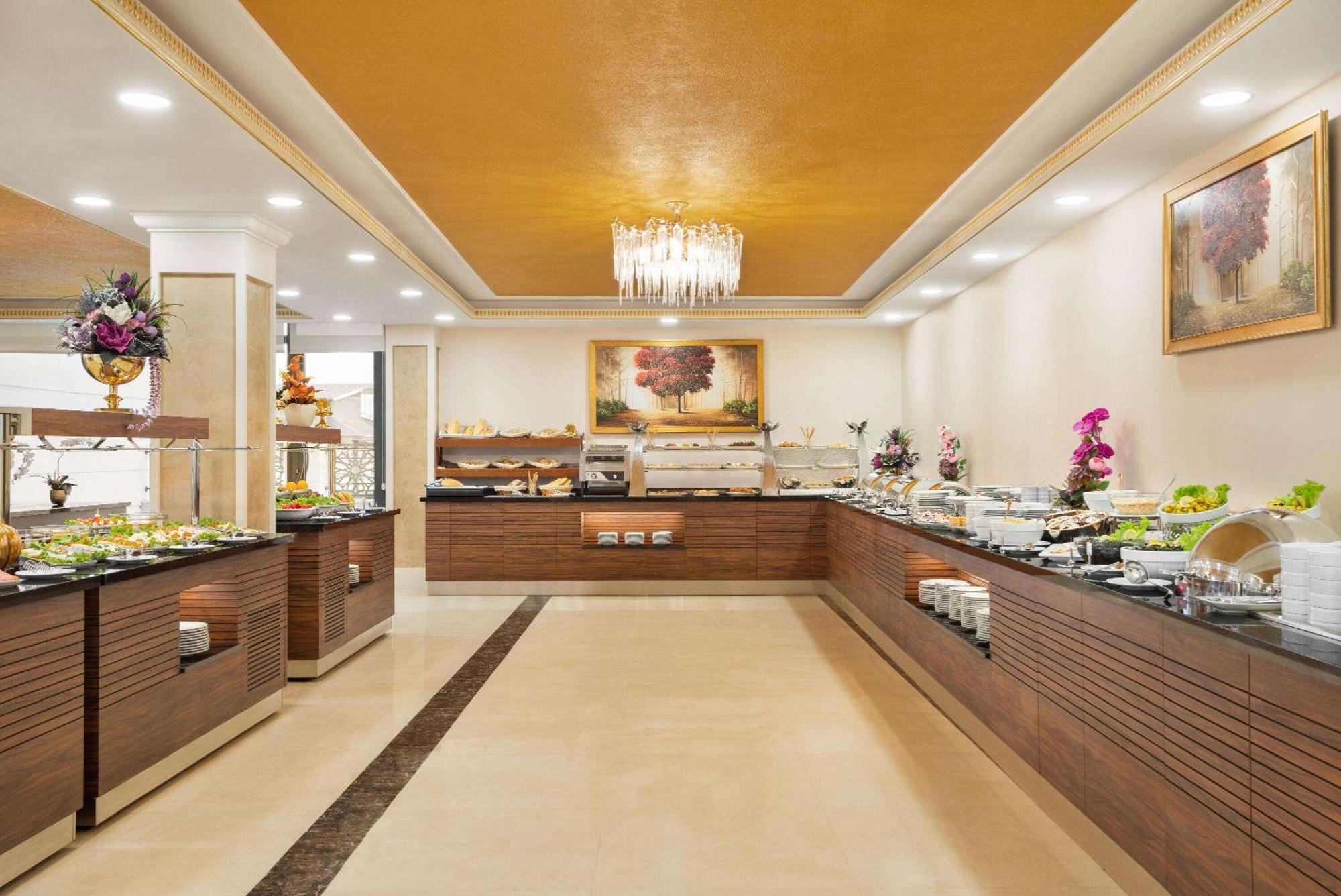 Hotel Ramada Plaza By Wyndham Silivri Extérieur photo