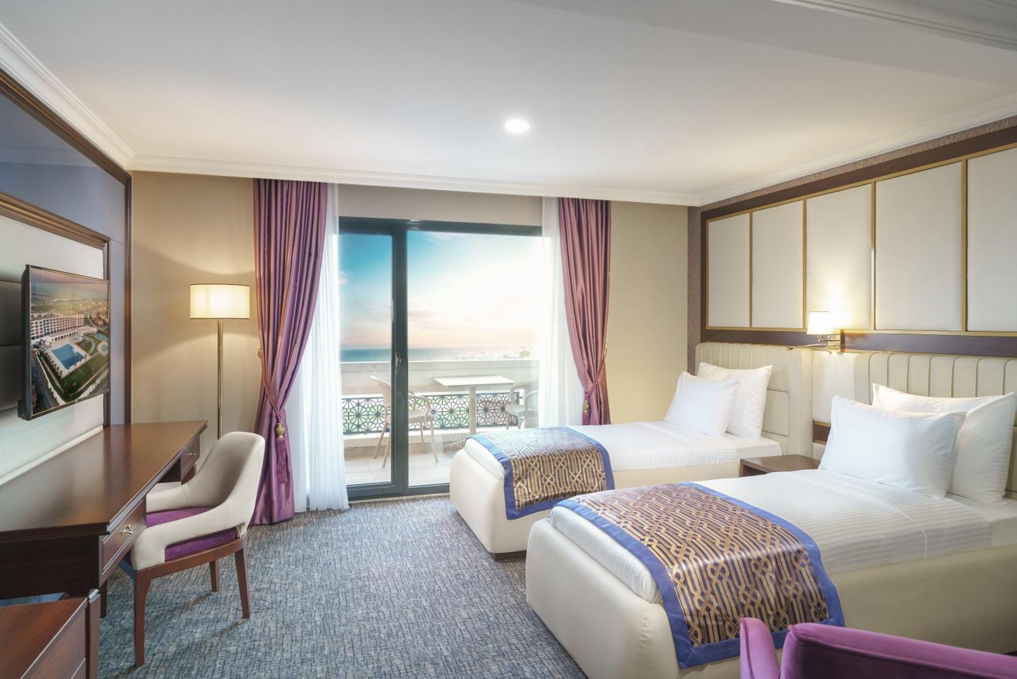Hotel Ramada Plaza By Wyndham Silivri Extérieur photo