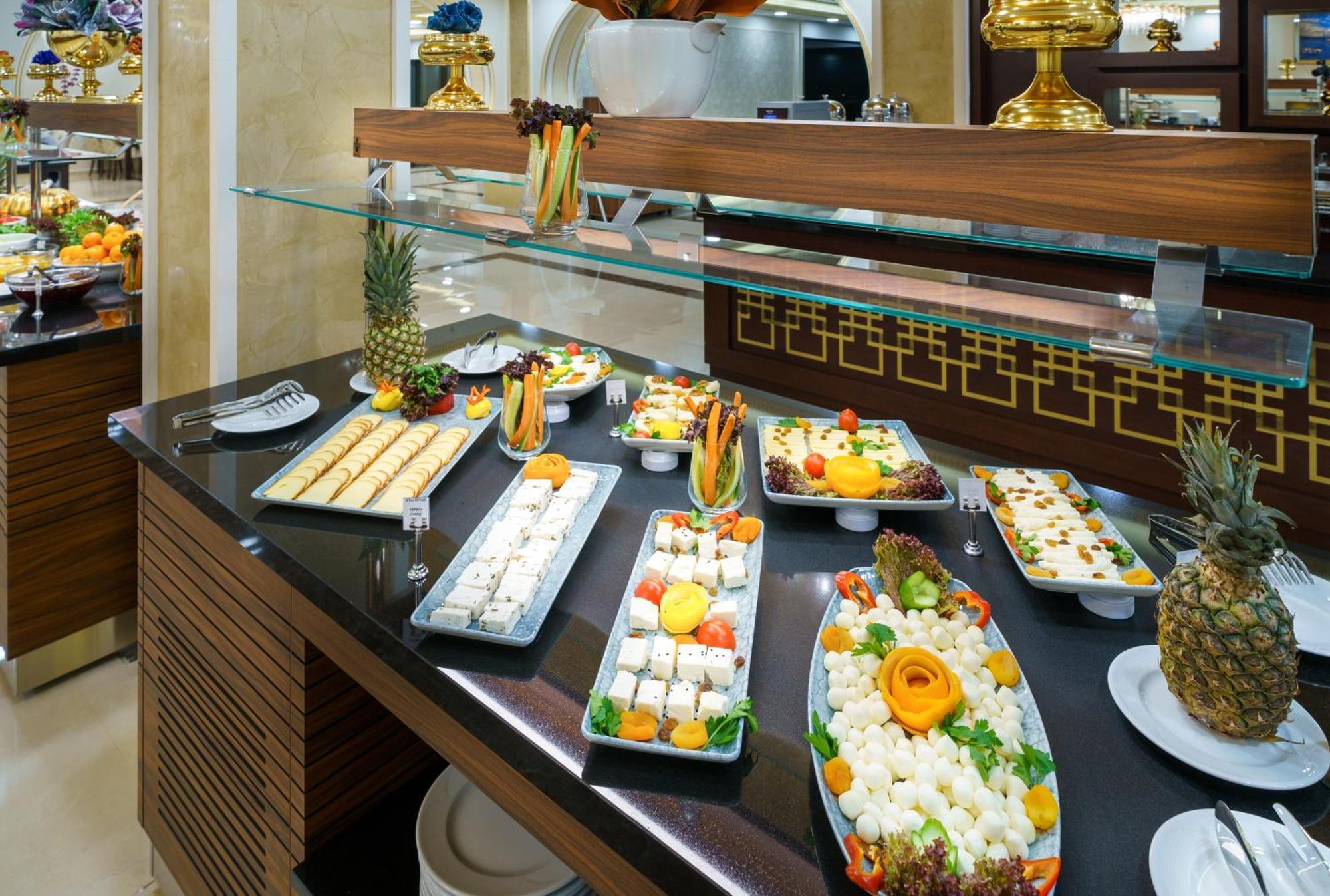 Hotel Ramada Plaza By Wyndham Silivri Extérieur photo