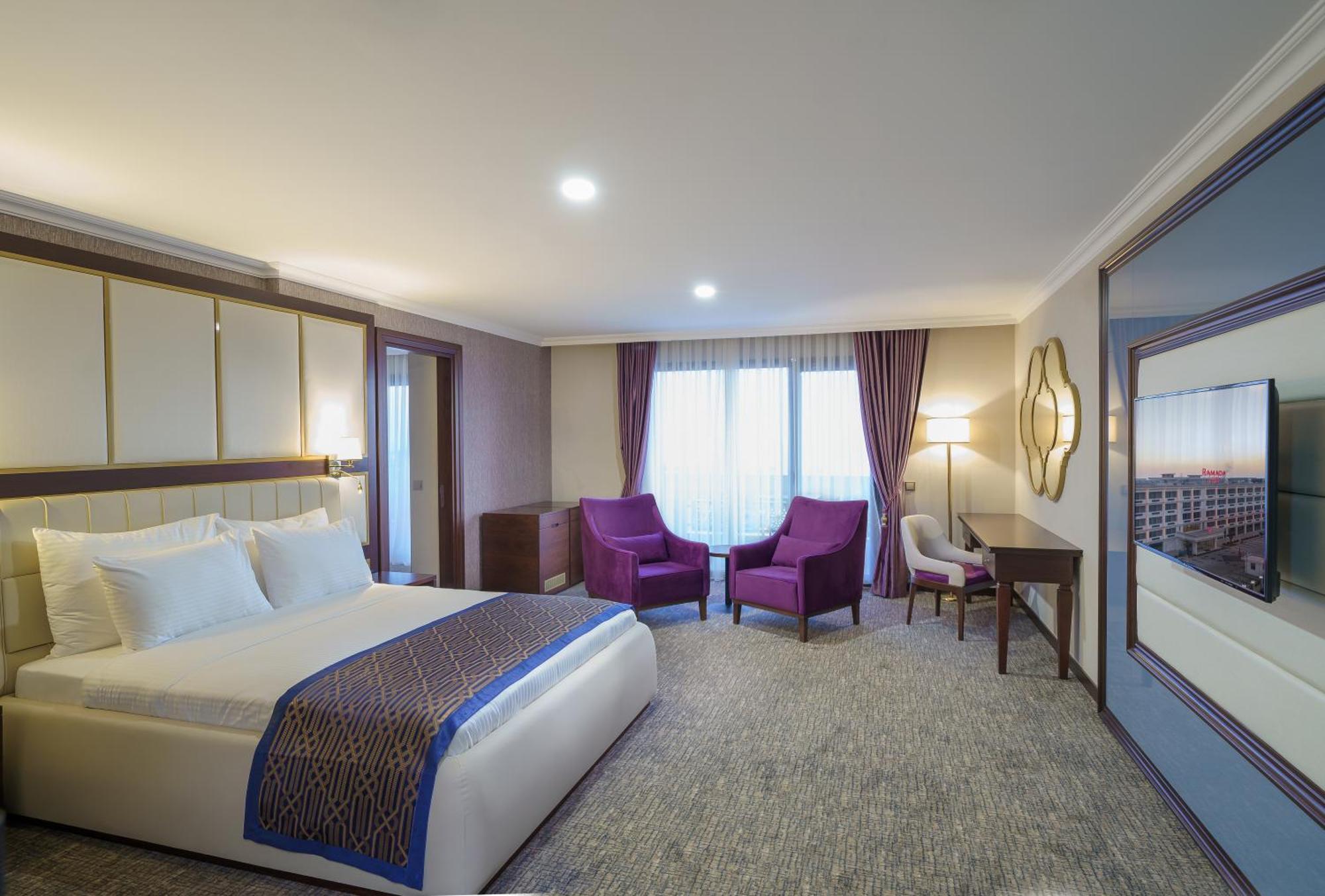 Hotel Ramada Plaza By Wyndham Silivri Extérieur photo