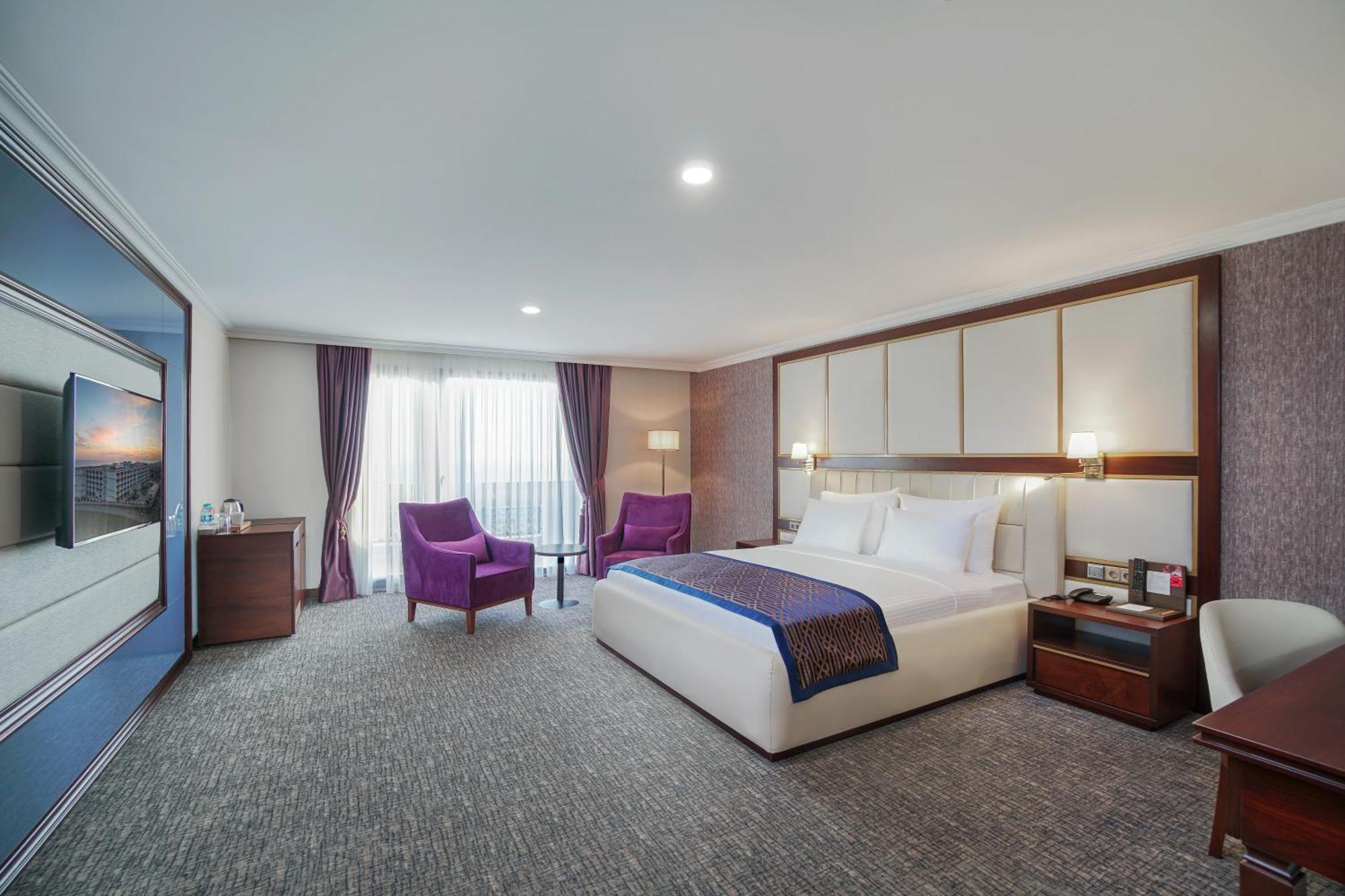 Hotel Ramada Plaza By Wyndham Silivri Extérieur photo